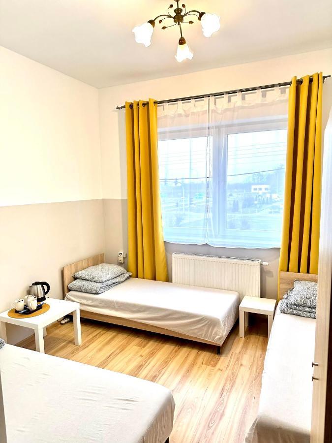 Hostel Orzelek Gniezno Exterior foto